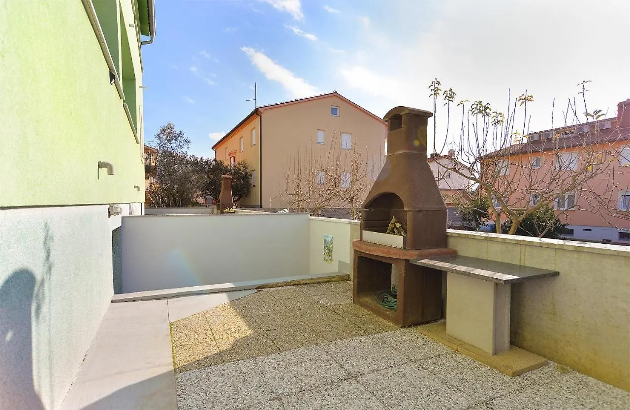 Apartments Ariana 1989 Fazana 0*,  Croatia